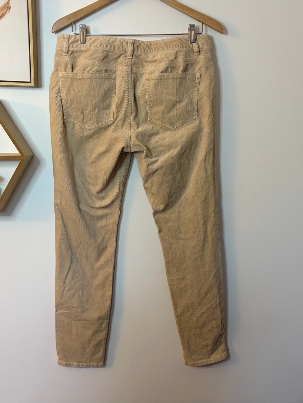 Vineyard Vines Beige Corduroy Pants size 8 - Picture 2 of 6